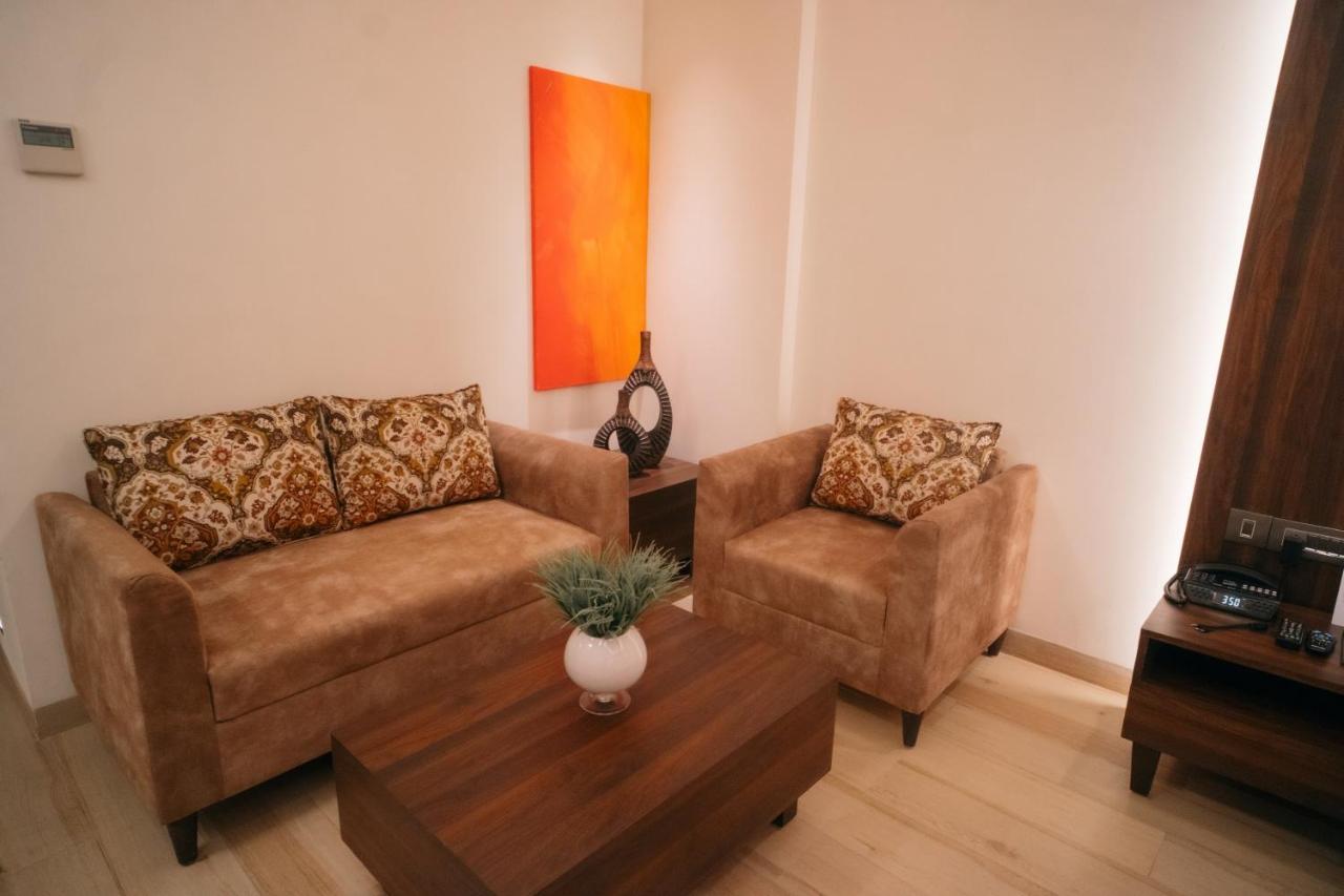 Playotel Premier Vijay Nagar إندور المظهر الخارجي الصورة