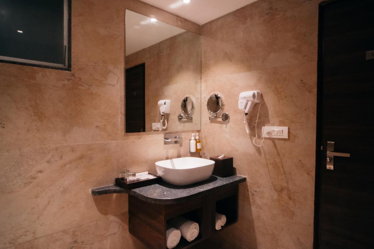 Playotel Premier Vijay Nagar إندور المظهر الخارجي الصورة