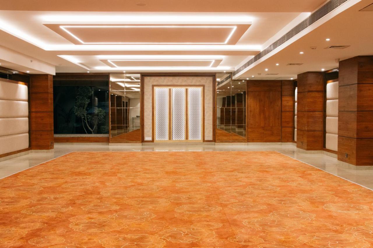 Playotel Premier Vijay Nagar إندور المظهر الخارجي الصورة