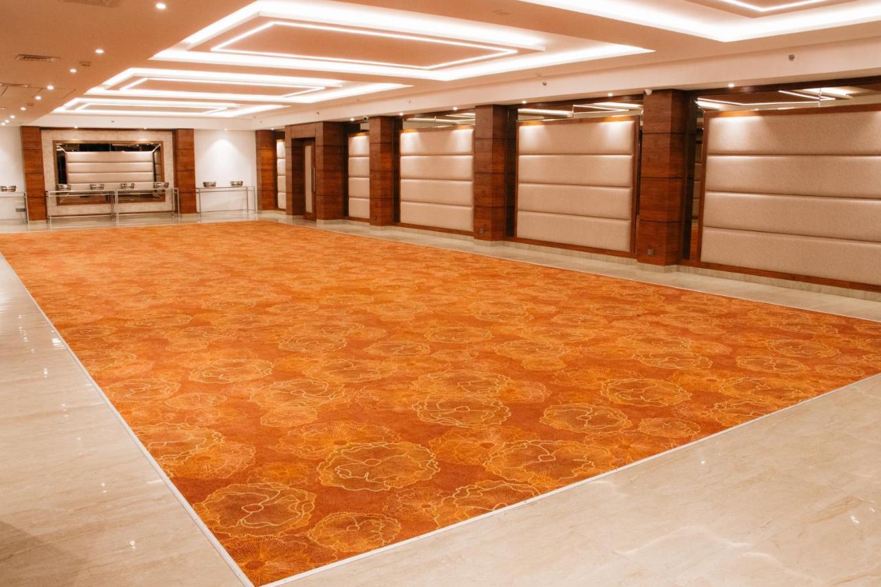 Playotel Premier Vijay Nagar إندور المظهر الخارجي الصورة